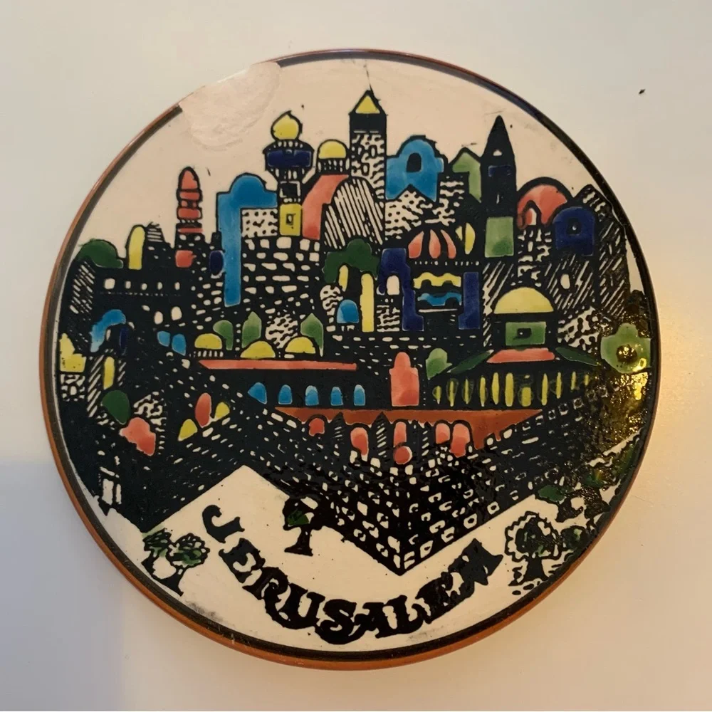 🕌🌍 Colorful Jerusalem Souvenir Plate – Bring the Holy City to Your Home! 🌍🕌